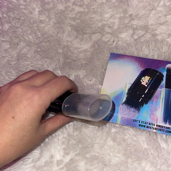 Take 5 travel makeup brush set by Nosta beauty 5 brushes NWOT - Picture 4 of 8